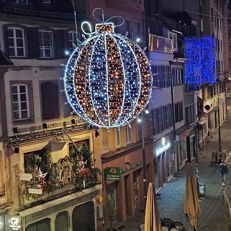 Grand De 140m2 En Plein Centre-ville 아파트 *