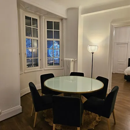 Appartamento Grand De 140m2 En Plein Centre-ville